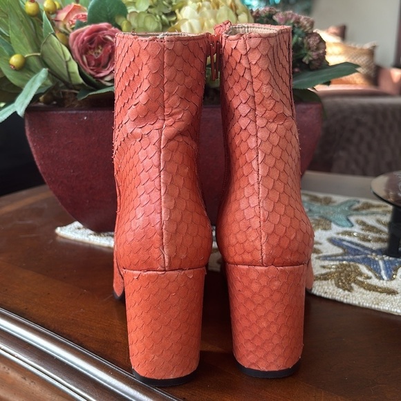 Brand New Farylrobin Anthropologie Genuine Leather Cognac Side Zip Ankle Boot - Picture 7 of 16